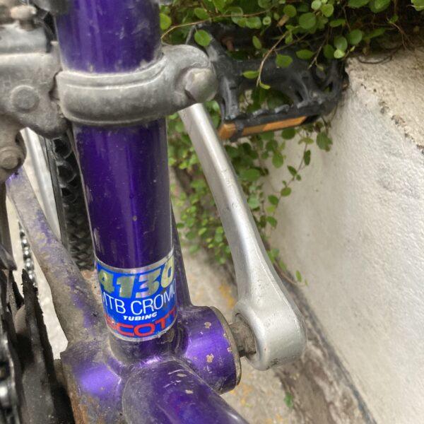 SCOTT VTT 28″ Violet Vélo en dépot-vente Les Mains Dans Le Guidon