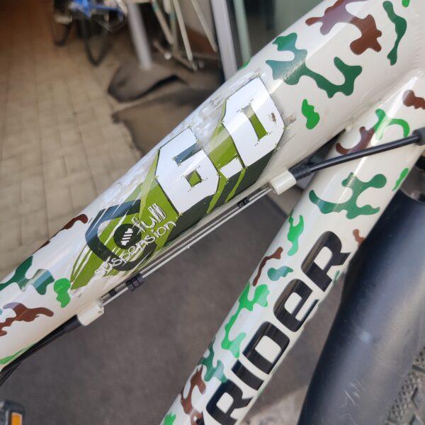 VTT Rockrider 6.0 camouflage Vélo en dépot-vente Les Mains Dans Le Guidon