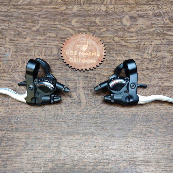 levier manette 2/3 x 10vitesses Campagnolo pour guidon plat – compatible transmission campagnolo course Levier de frein Les Mains Dans Le Guidon