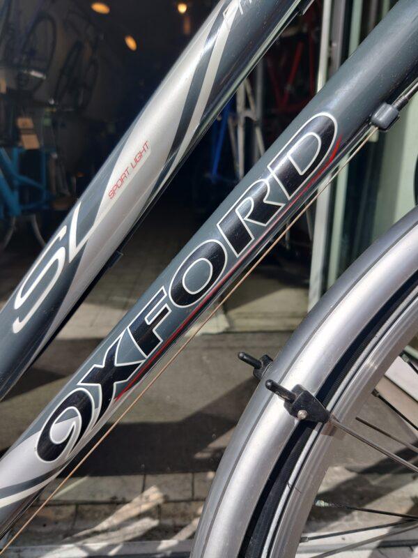 Velo ‘hollandais’ Oxford Fitness Vélo en dépot-vente Les Mains Dans Le Guidon