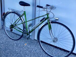 Peugeot Cyclotouriste 10 vitesses Vélo occasion Les Mains Dans Le Guidon