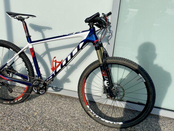 Scott Scale 710 27,5 carbone Vélo occasion Les Mains Dans Le Guidon