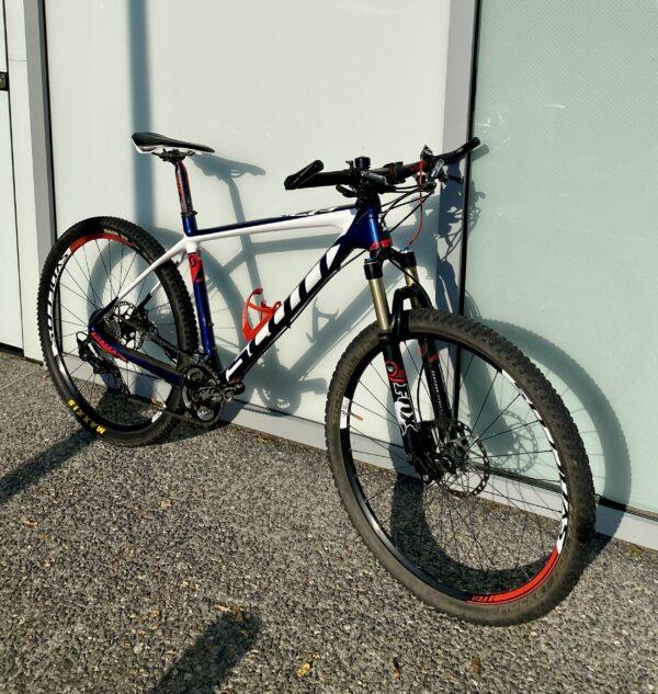 Scott Scale 710 27,5 carbone Vélo occasion Les Mains Dans Le Guidon