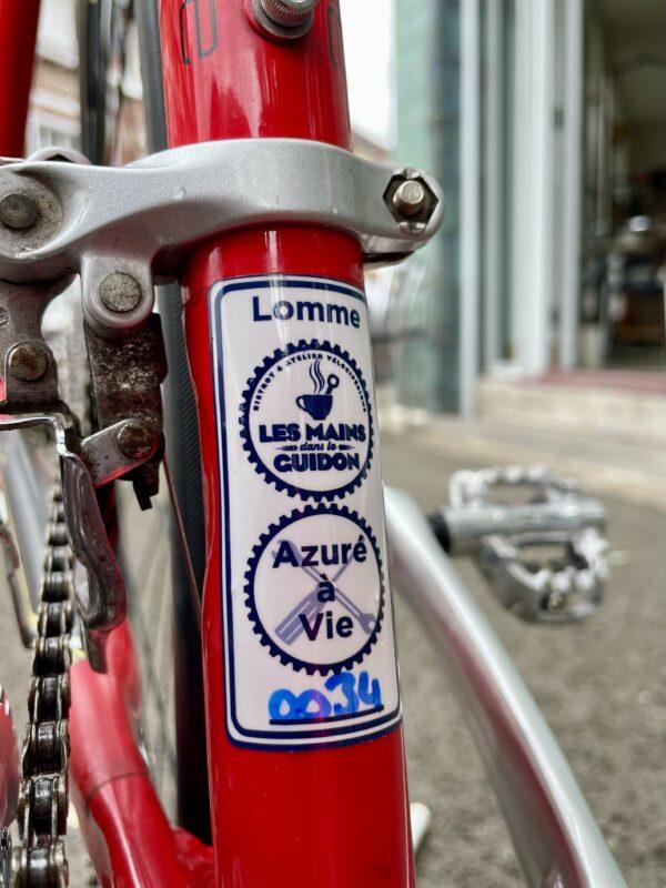ROUTE Triban 3 taille L Vélo azuré Les Mains Dans Le Guidon
