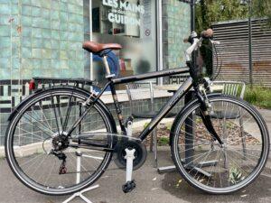 VILLE Excel taille L Vélo en dépot-vente Les Mains Dans Le Guidon