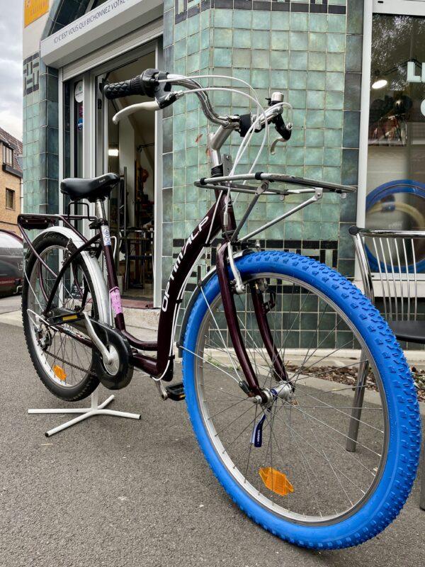 VILLE Optimalp taille M Vélo azuré Les Mains Dans Le Guidon