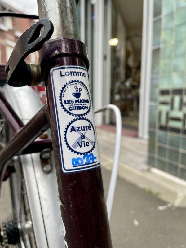 VILLE Optimalp taille M Vélo azuré Les Mains Dans Le Guidon