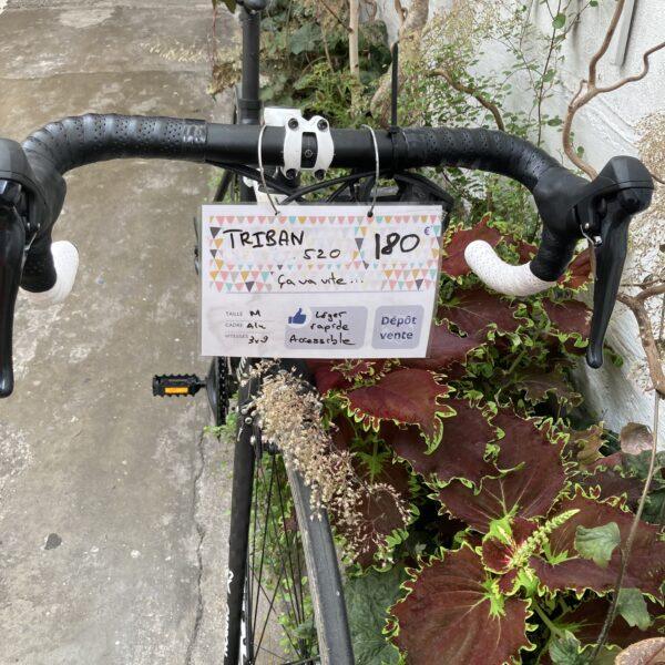 B’TWIN TRIBAN 520 Vélo en dépot-vente Les Mains Dans Le Guidon