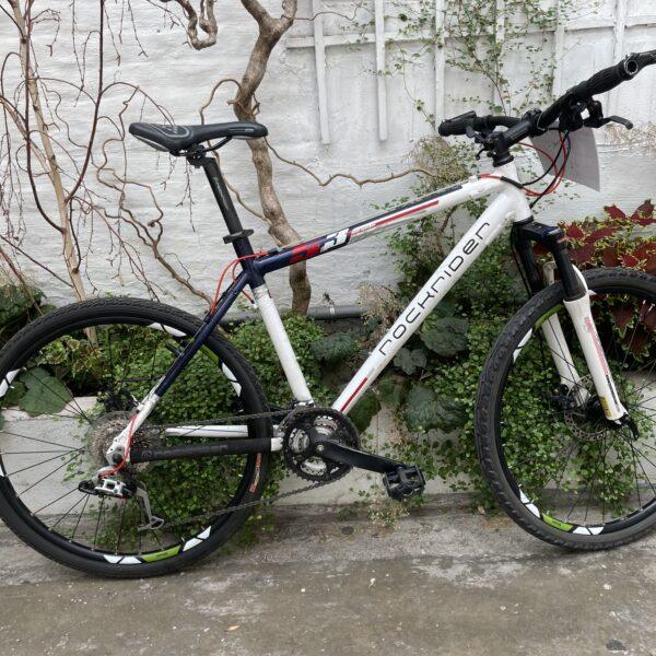 VTT Rockrider 5.3 Vélo occasion Les Mains Dans Le Guidon