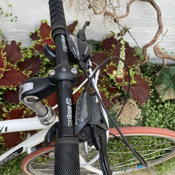 Route-Ville Decathlon R serie T/1 Vélo en dépot-vente Les Mains Dans Le Guidon