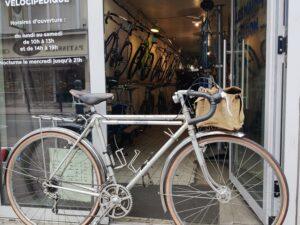 Magnifique randonneuse vintage années 70 spéciale petite taille (cadre 50) Vélo occasion Les Mains Dans Le Guidon