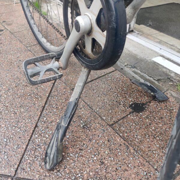Vélo de ville Hollandais “AMPE” – béquille – éclairage dynamo Vélo occasion Les Mains Dans Le Guidon