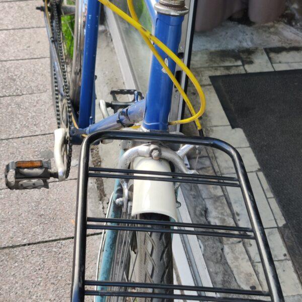 Velo ville bleu monovitesse porteur Vélo occasion Les Mains Dans Le Guidon