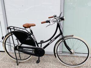 Vélo Hollandais Avalon Vélo occasion Les Mains Dans Le Guidon