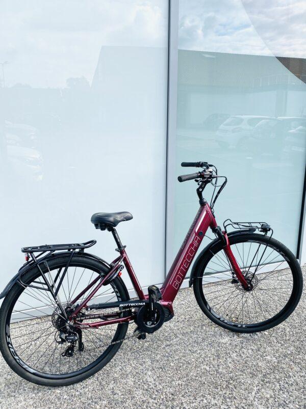 VAE Bottechia BE 17 Vélo Electrique e-bike Les Mains Dans Le Guidon