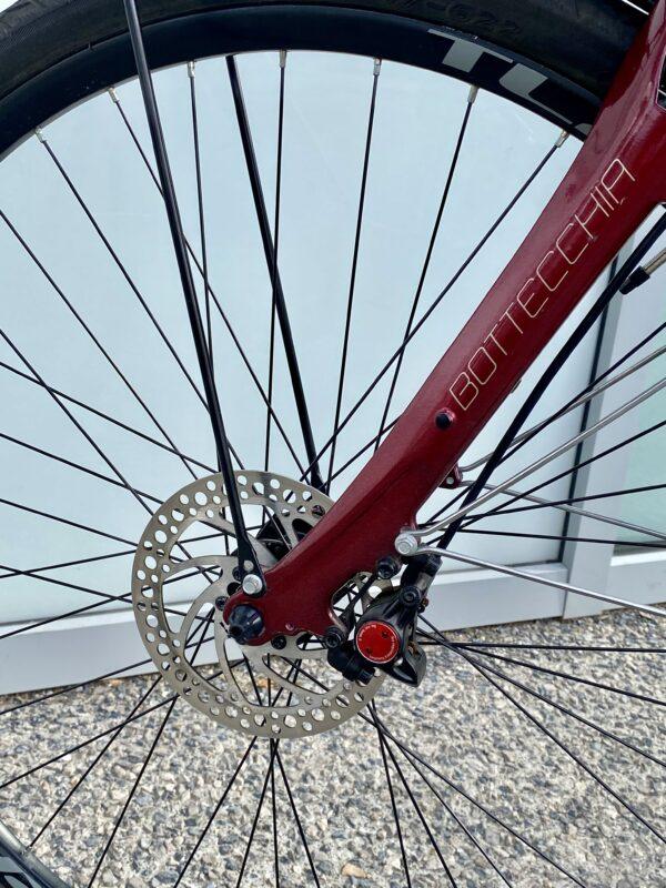 VAE Bottechia BE 17 Vélo Electrique e-bike Les Mains Dans Le Guidon