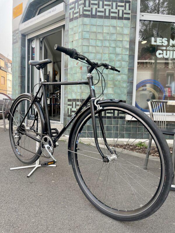 VILLE B.Dangres taille M Vélo occasion Les Mains Dans Le Guidon