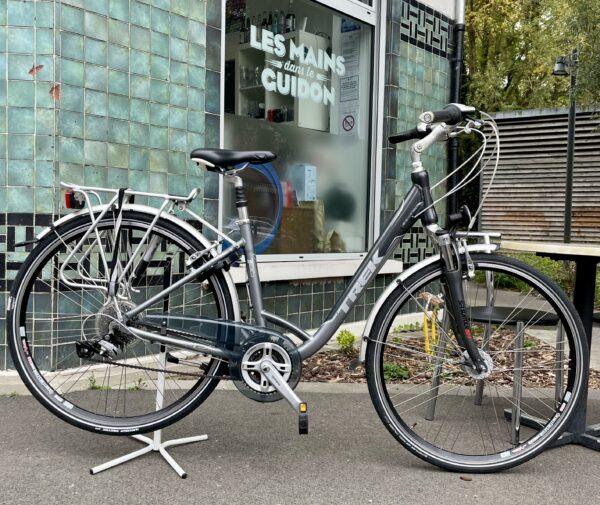 VILLE Trek taille L Vélo en dépot-vente Les Mains Dans Le Guidon
