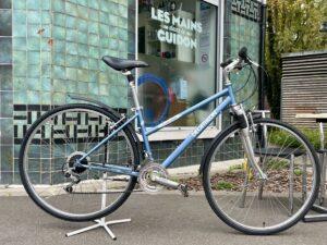 VTC Décathlon Riverside Vélo en dépot-vente Les Mains Dans Le Guidon