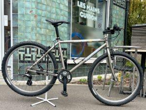 VTT Décathlon Rockrider 640 Non classé Les Mains Dans Le Guidon
