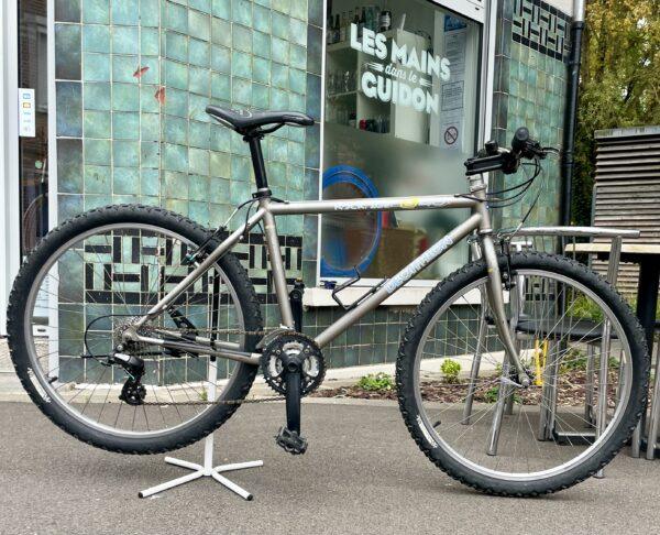 VTT Décathlon Rockrider 640 Non classé Les Mains Dans Le Guidon