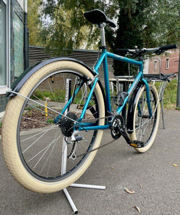 COMMUTER Giant GSR100 taille M Vélo occasion Les Mains Dans Le Guidon