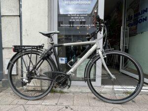 Batavus Allure-Exclusive T56 Vélo en dépot-vente Les Mains Dans Le Guidon