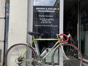 C.Minne Vélo Course Taille 49 Vélo de collection Les Mains Dans Le Guidon