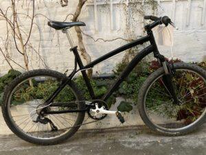 VTT Rockrider Vélo occasion Les Mains Dans Le Guidon