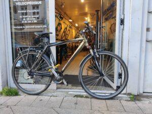 VTC Jan Janssen (hollandais) modèle “Impress” 3×8 vitesses Alivio Vélo en dépot-vente Les Mains Dans Le Guidon