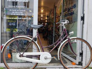 Vélo de ville mono-vitesse ROG (modèle Holland) Vélo occasion Les Mains Dans Le Guidon