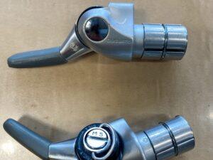 Leviers Shimano Dura Ace SL-BS77 Levier de vitesses Les Mains Dans Le Guidon