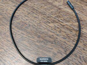 Connecteur Di2 EW-SD50 350mm di2 Les Mains Dans Le Guidon