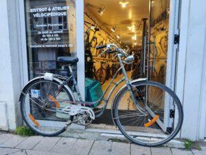 Vélo de villes années 50 J. Vercouillie à Menen Vélo de collection Les Mains Dans Le Guidon