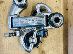 Dérailleur Shimano Crane RD 501 Dérailleur arrière Les Mains Dans Le Guidon Dérailleur Shimano Crane RD 501 Dérailleur arrière Les Mains Dans Le Guidon