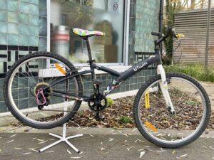 VTC B’twin 24 pouces Vélo en dépot-vente Les Mains Dans Le Guidon