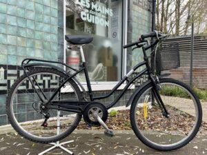 VTC Go Sport taille M Vélo occasion Les Mains Dans Le Guidon