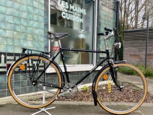 VILLE Raleigh taille M Vélo de collection Les Mains Dans Le Guidon