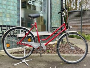 VILLE Delta taille M Vélo occasion Les Mains Dans Le Guidon