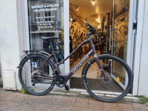 Vélo Electrique Specialized Vado SL 4.0 (18 mois, première main) Vélo Electrique e-bike Les Mains Dans Le Guidon