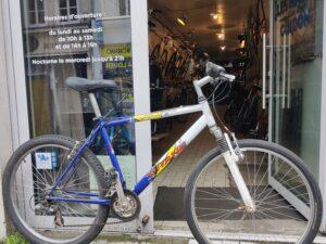 Vélo tout Terrain Gitane Axtral 1.0 Vélo occasion Les Mains Dans Le Guidon