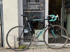 Vélo course Racer Annecy Vélo occasion Les Mains Dans Le Guidon