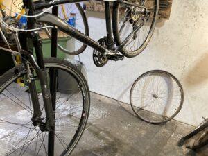 Specialized Cross Trail Vélo occasion Les Mains Dans Le Guidon