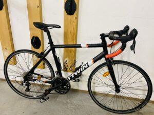 B’TWIN triban 500 Vélo occasion Les Mains Dans Le Guidon