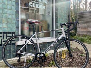 ROUTE Triban RC100 taille L Vélo en dépot-vente Les Mains Dans Le Guidon