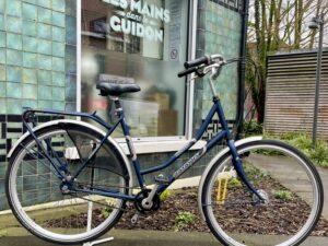 HOLLANDAIS Batavus Browser taille L Vélo en dépot-vente Les Mains Dans Le Guidon