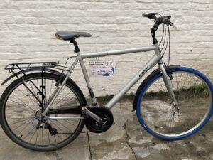 Ville-Chemin Hoprider 300 Vélo azuré Les Mains Dans Le Guidon