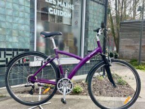 VTC Btwin Original 5 taille L Vélo en dépot-vente Les Mains Dans Le Guidon