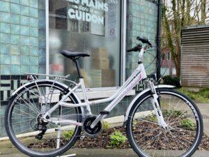 VILLE Mercier Diva taille L Vélo en dépot-vente Les Mains Dans Le Guidon