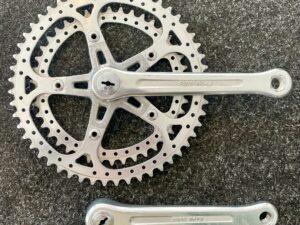 Pédalier SUGINO Super Maxy Pédalier Les Mains Dans Le Guidon